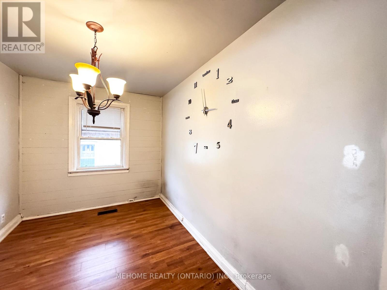 292 Poyntz Avenue, Toronto, Ontario  M2N 1J9 - Photo 9 - C12532514