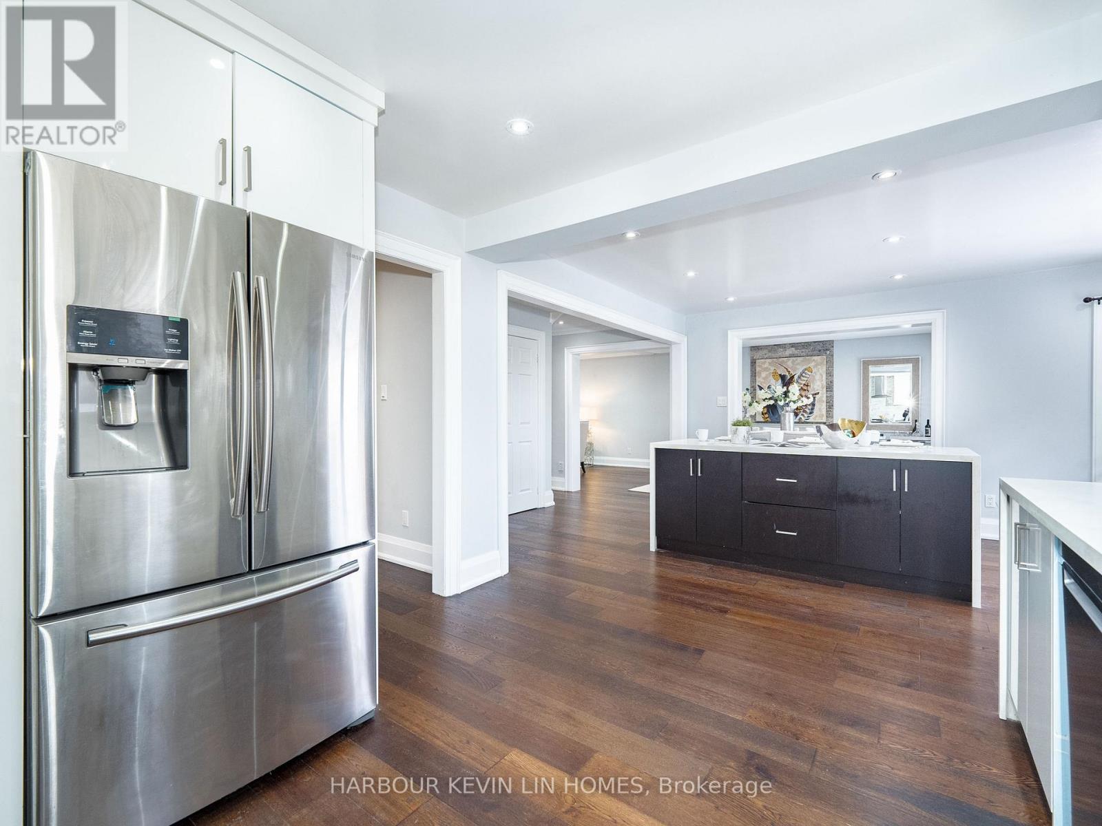 43 Piccadilly Road, Richmond Hill, Ontario  L4B 1S9 - Photo 16 - N12539728