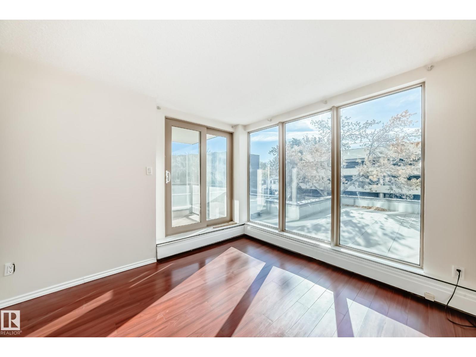 #208 10149 Saskatchewan Dr Nw, Edmonton, Alberta  T6E 6B6 - Photo 8 - E4463278