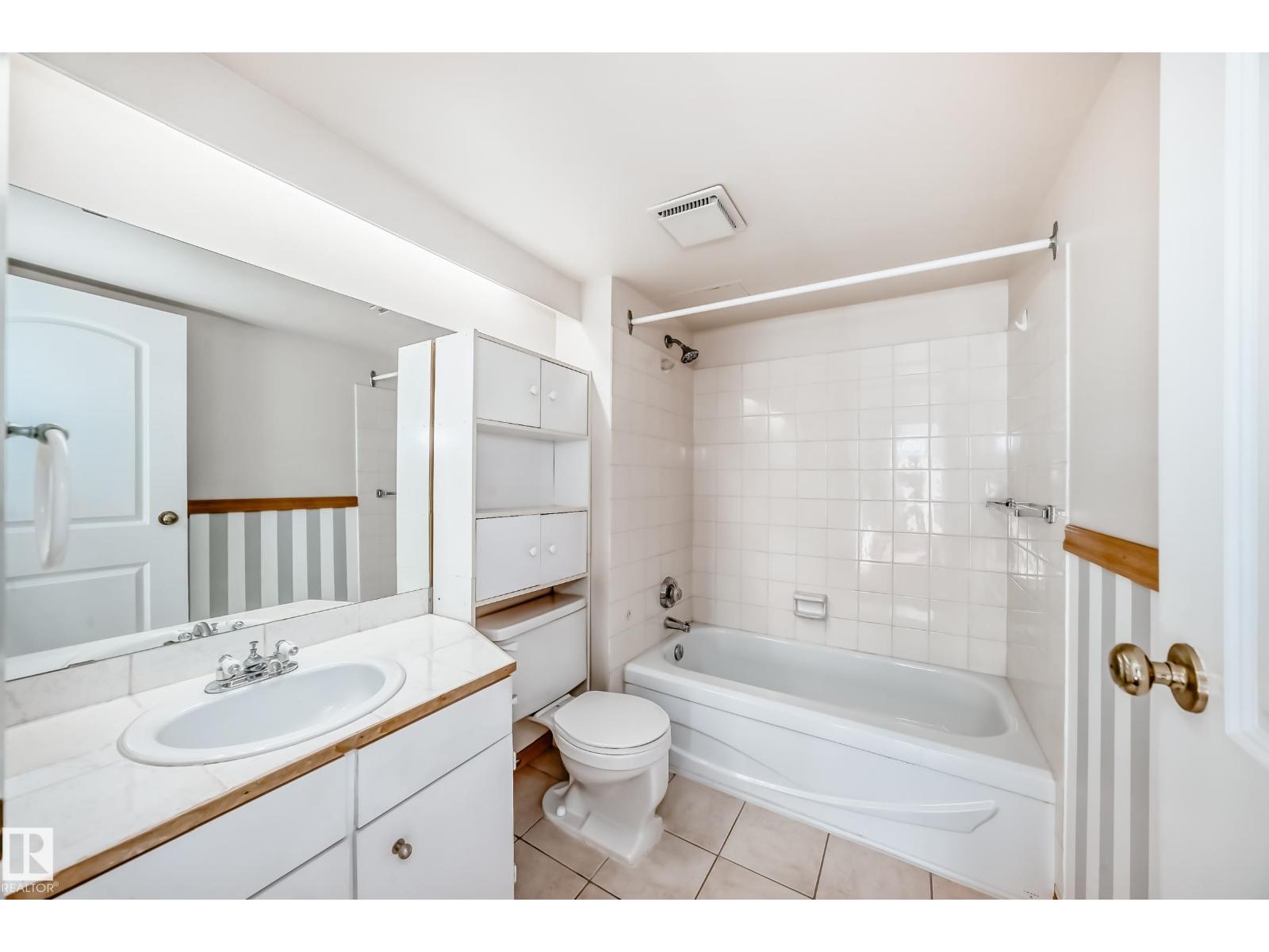 #208 10149 Saskatchewan Dr Nw, Edmonton, Alberta  T6E 6B6 - Photo 14 - E4463278