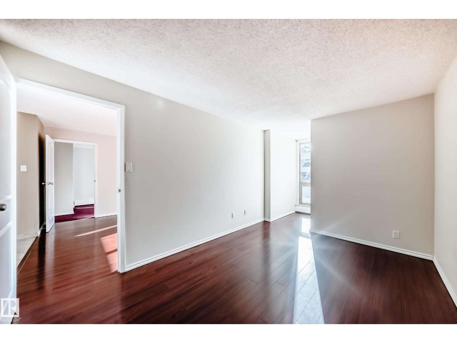 #208 10149 Saskatchewan Dr Nw, Edmonton, Alberta  T6E 6B6 - Photo 11 - E4463278