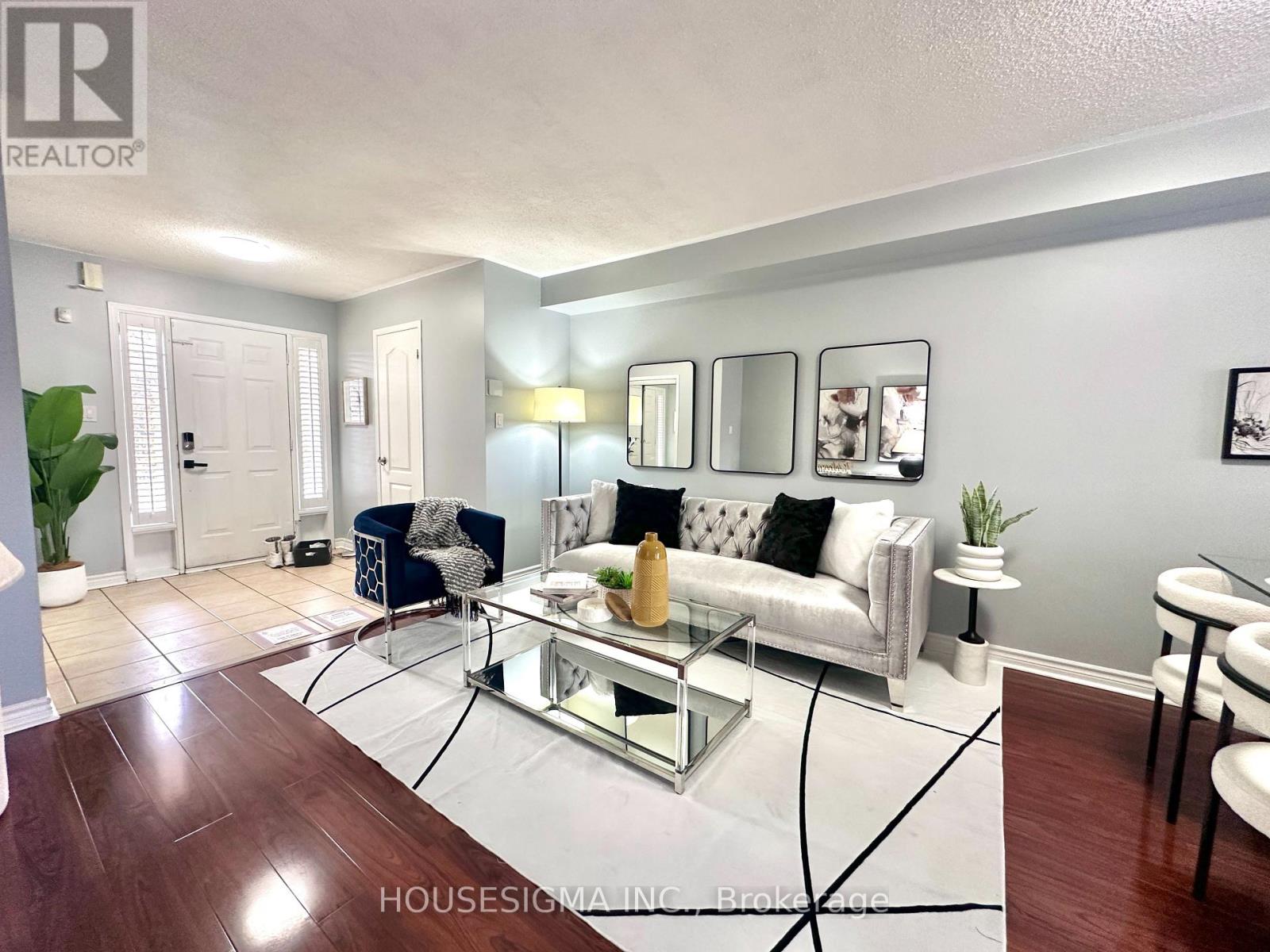 77 BEAVERVALLEY DRIVE, Brampton, Ontario