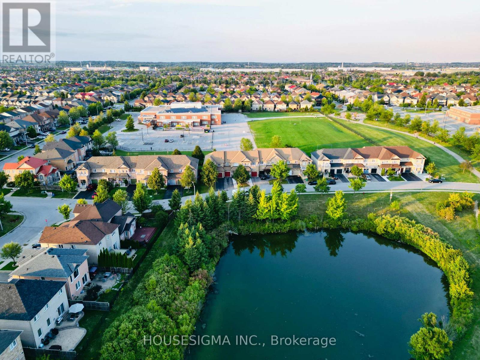 77 Beavervalley Drive, Brampton, Ontario  L7A 3R3 - Photo 31 - W12539706