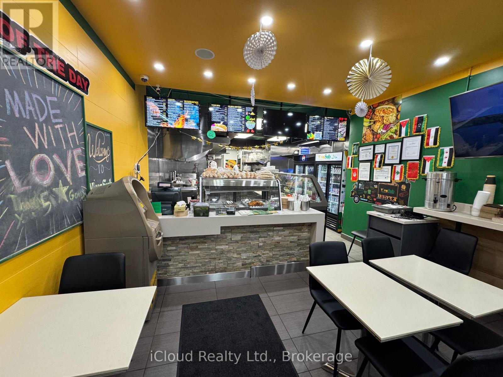 1178 The Queensway, Toronto, Ontario  M8Z 1R5 - Photo 6 - W12539714