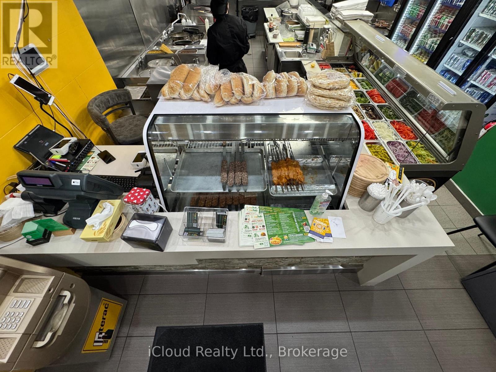 1178 The Queensway, Toronto, Ontario  M8Z 1R5 - Photo 7 - W12539714