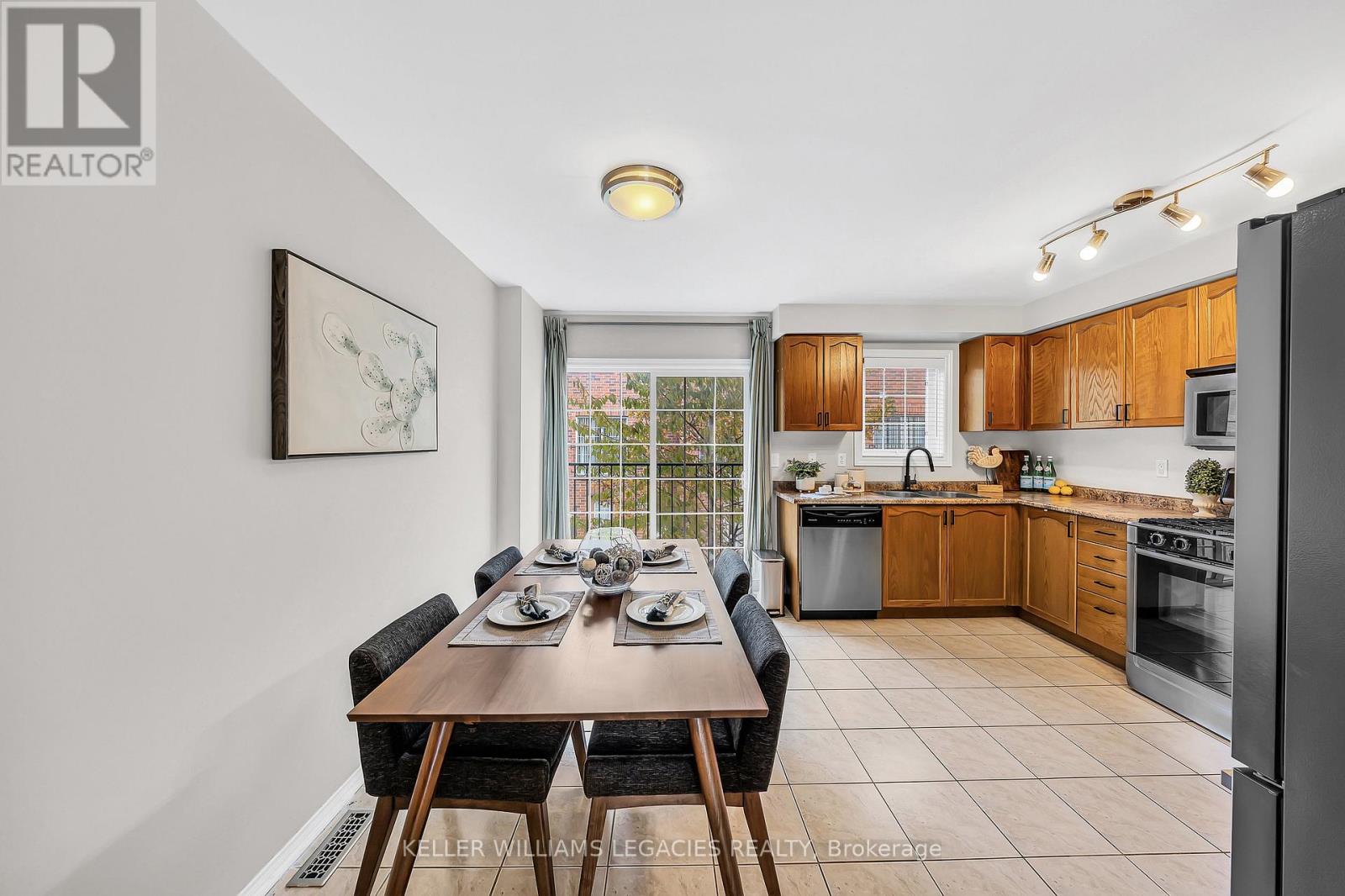 9 Rock Haven Lane, Brampton, Ontario  L6X 0H2 - Photo 14 - W12539718