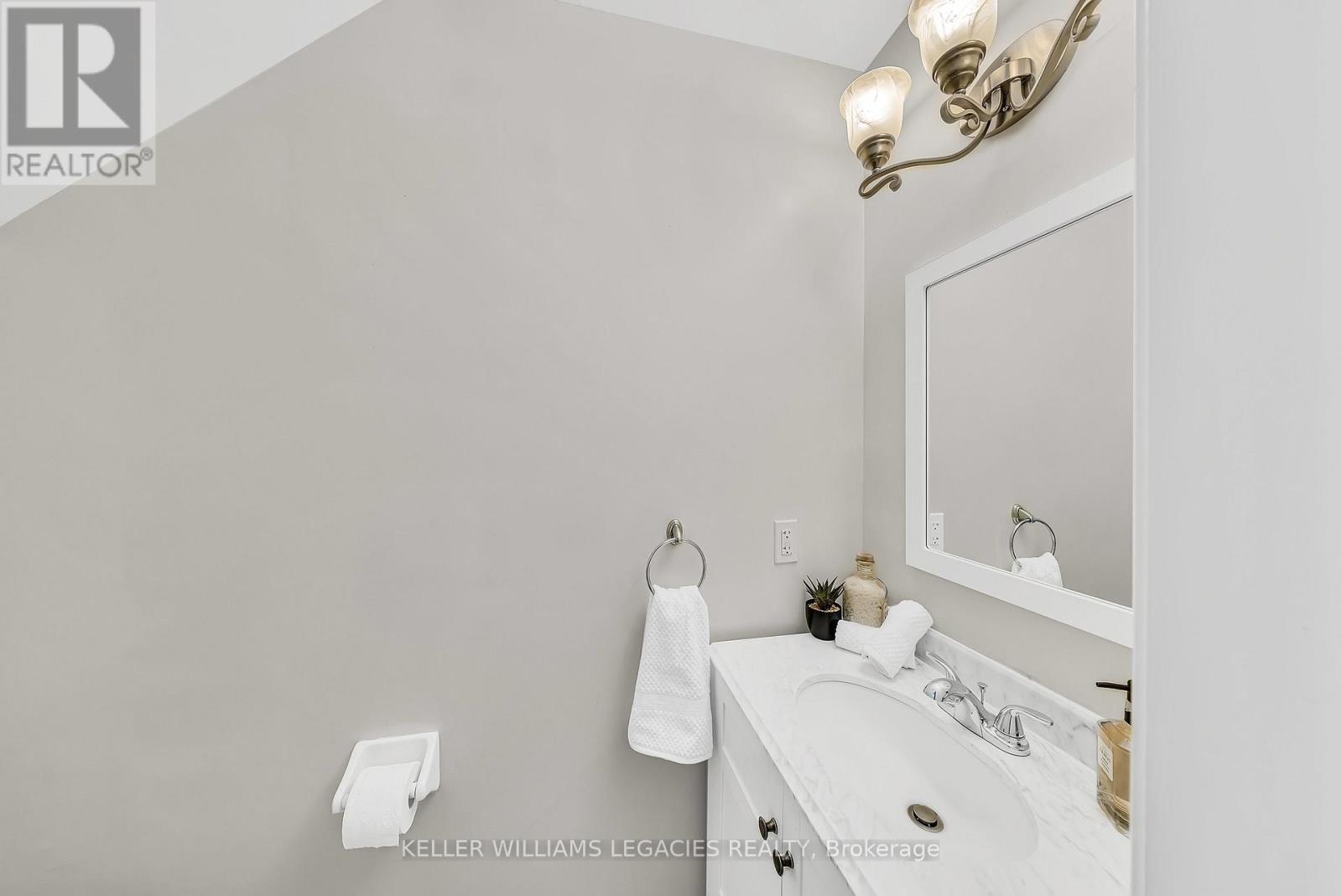 9 Rock Haven Lane, Brampton, Ontario  L6X 0H2 - Photo 21 - W12539718