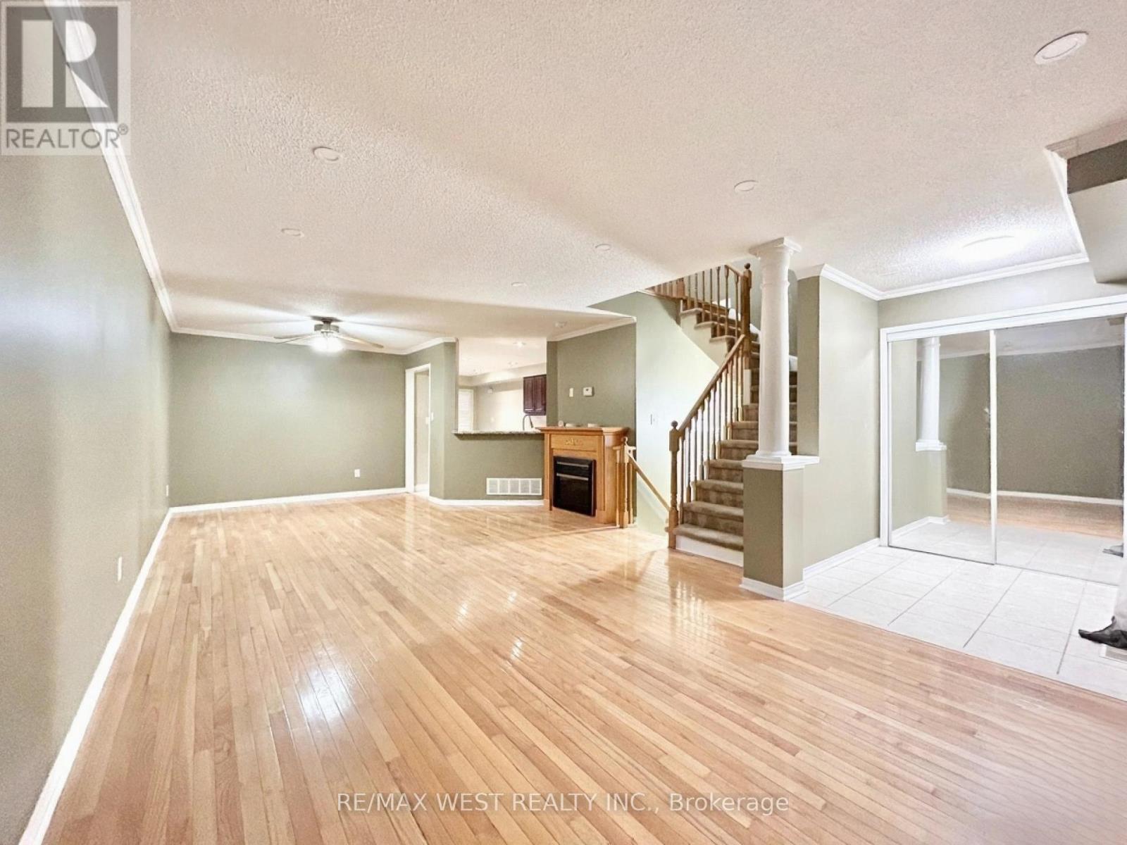 1 - 66 MANLEY LANE, Milton, Ontario