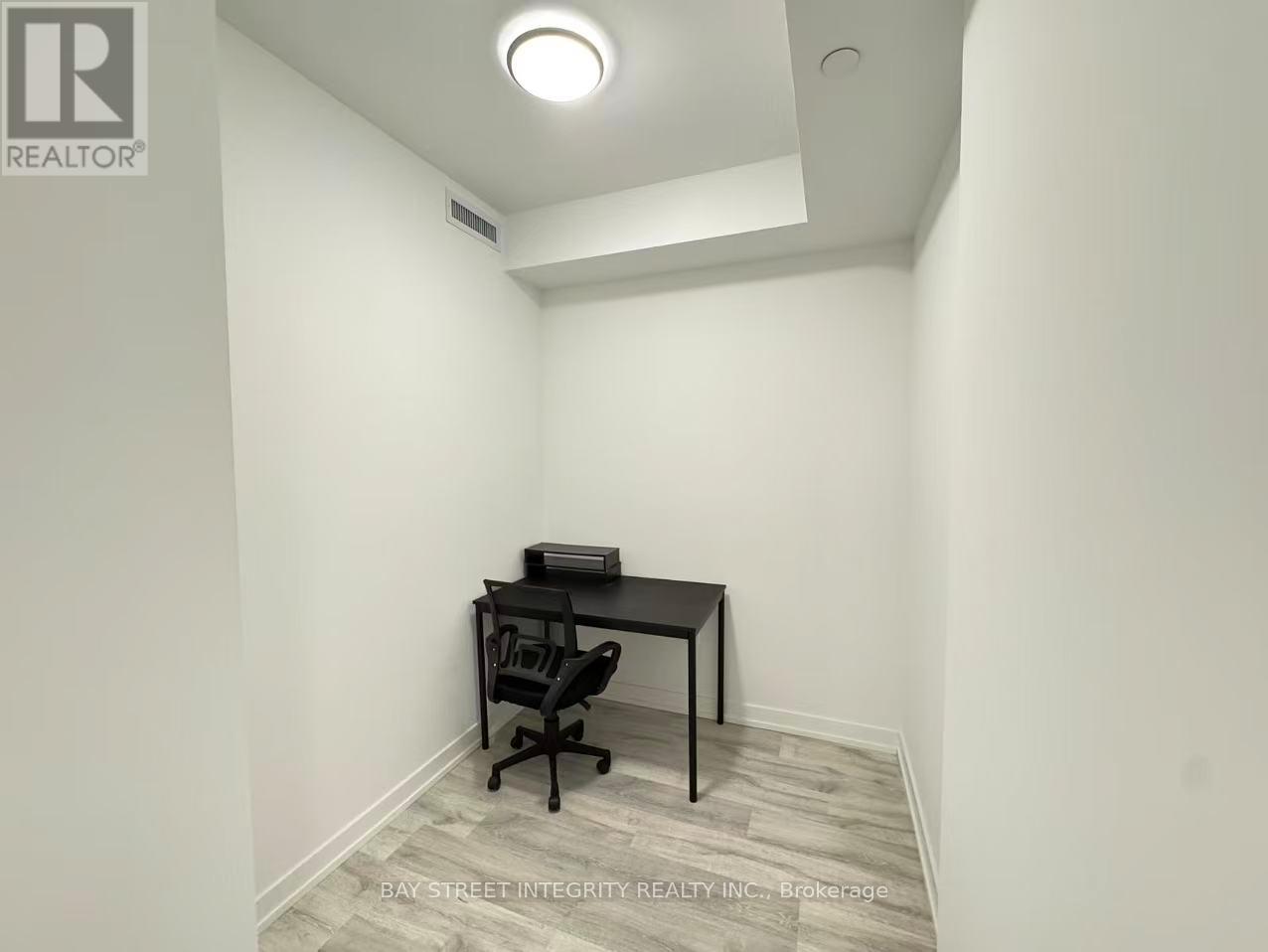 S1608 - 8 Olympic Garden Drive, Toronto, Ontario  M2M 0B9 - Photo 8 - C12469723