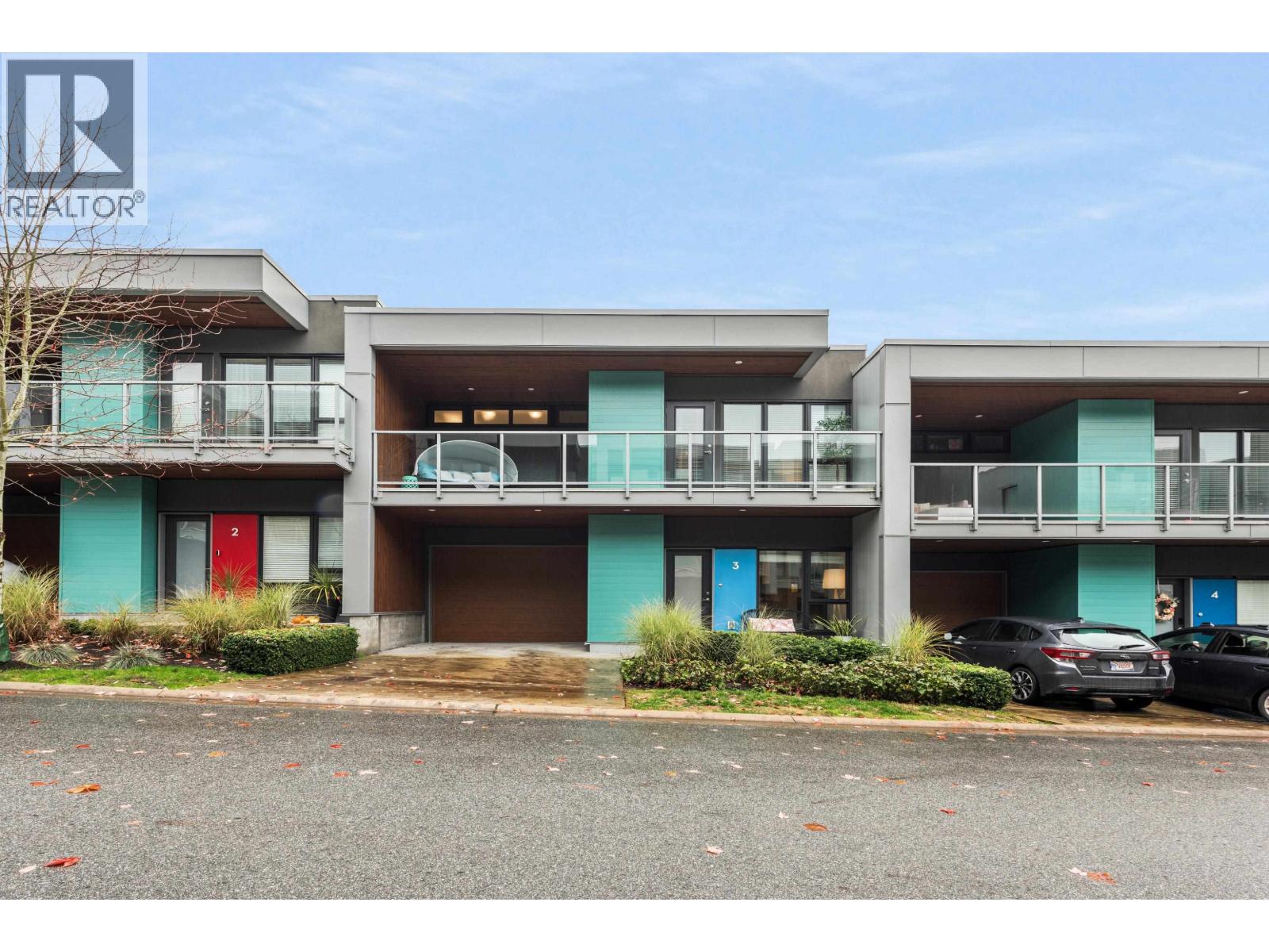 3 3595 Salal Drive, North Vancouver, British Columbia  V7G 0A7 - Photo 1 - R3067038