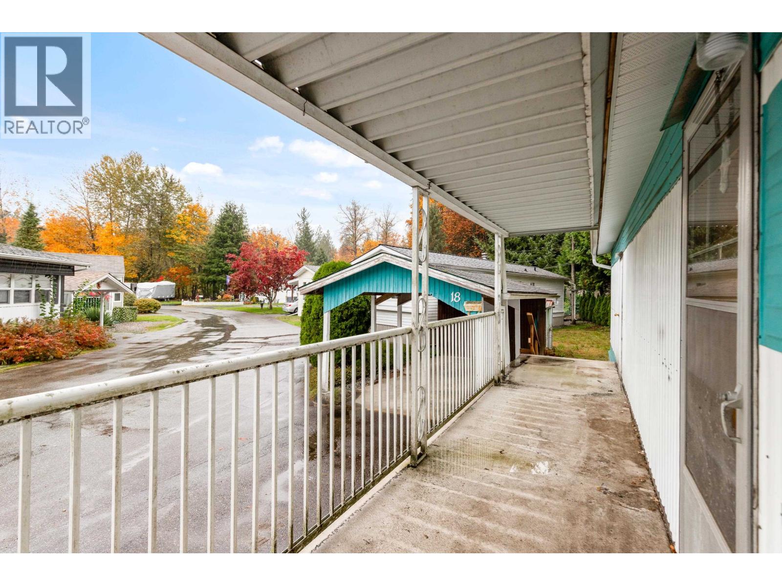 18 12868 229th Street, Maple Ridge, British Columbia  V2X 6R1 - Photo 4 - R3067037