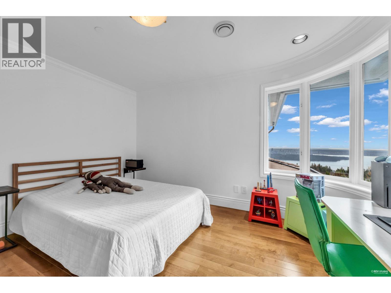 1525 Errigal Place, West Vancouver, British Columbia V7S 3H1 - Photo 27 - R3067039