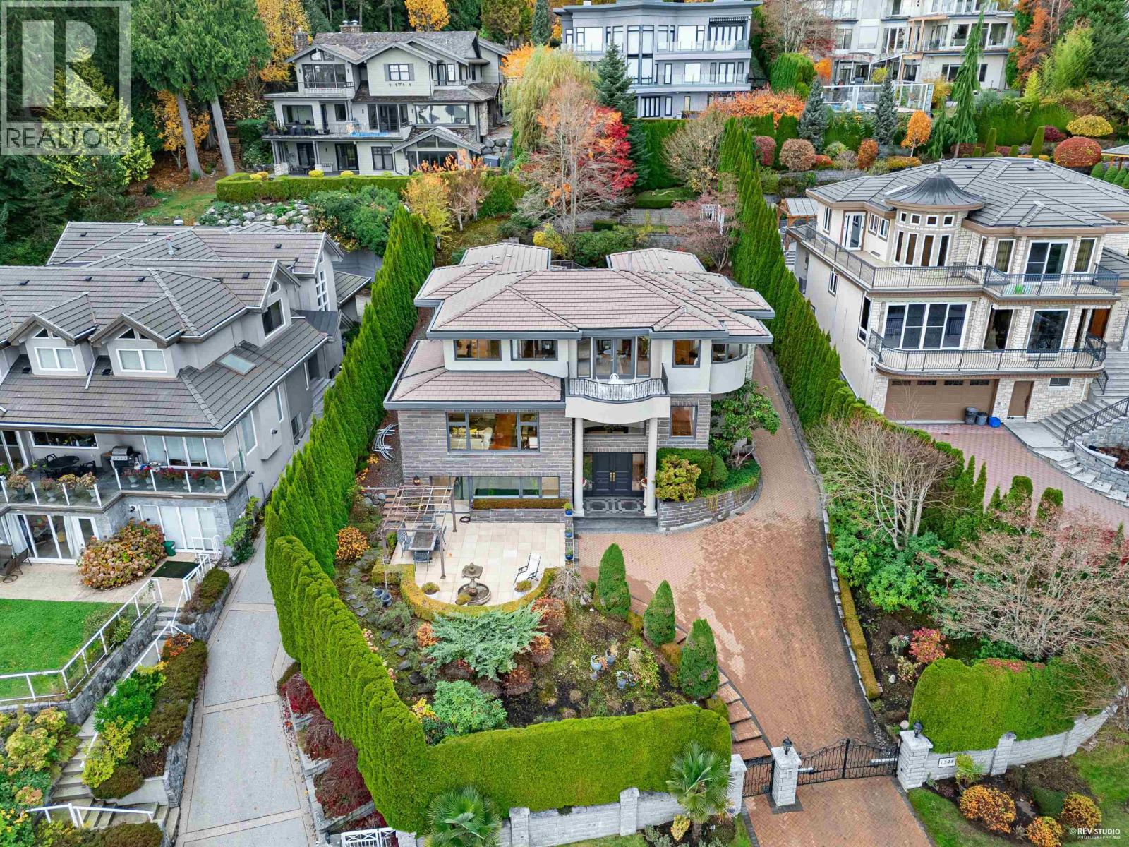 1525 Errigal Place, West Vancouver, British Columbia V7S 3H1 - Photo 38 - R3067039