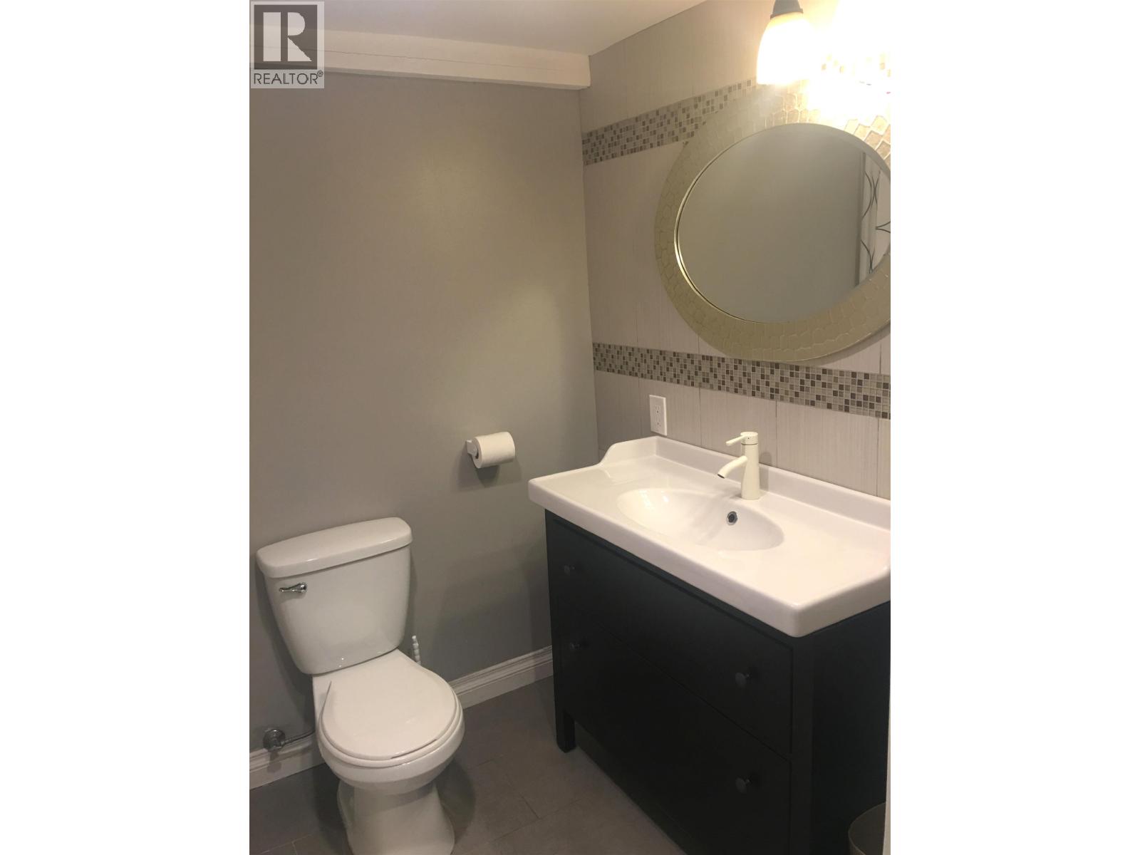 1634 Deep Cove Road, North Vancouver, British Columbia  V7G 1S5 - Photo 5 - R3067042