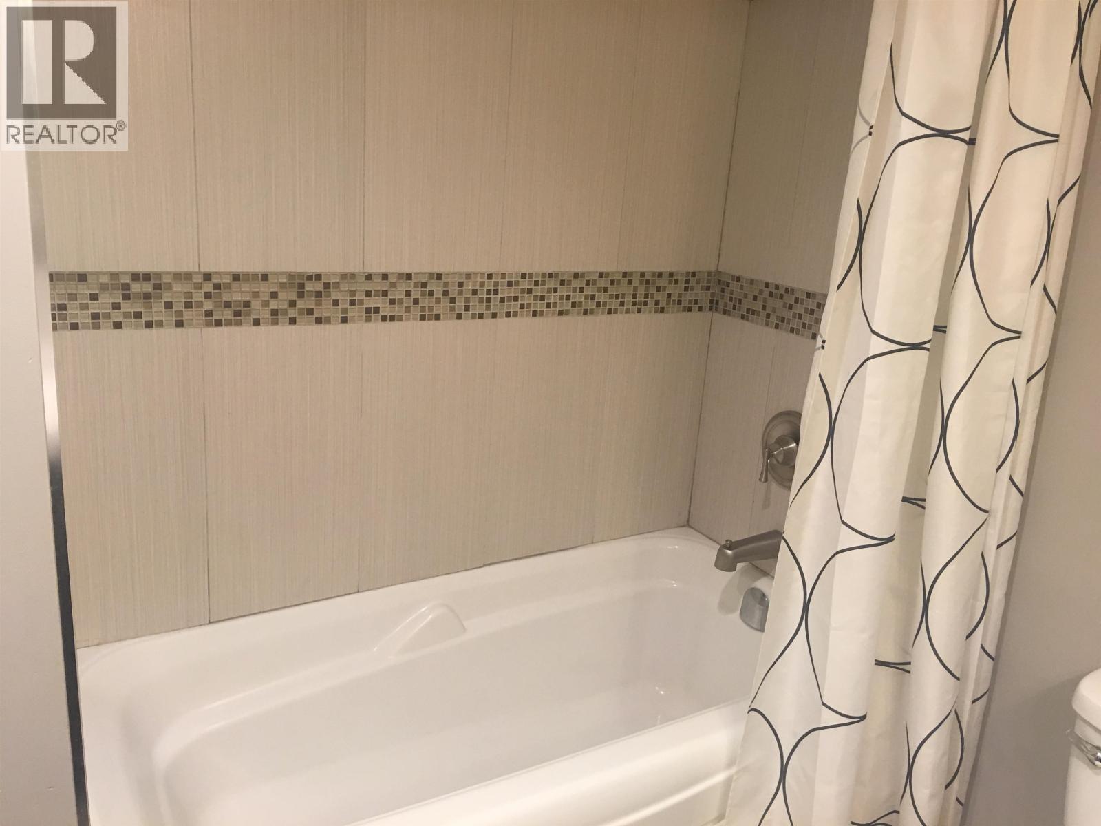 1634 Deep Cove Road, North Vancouver, British Columbia  V7G 1S5 - Photo 6 - R3067042