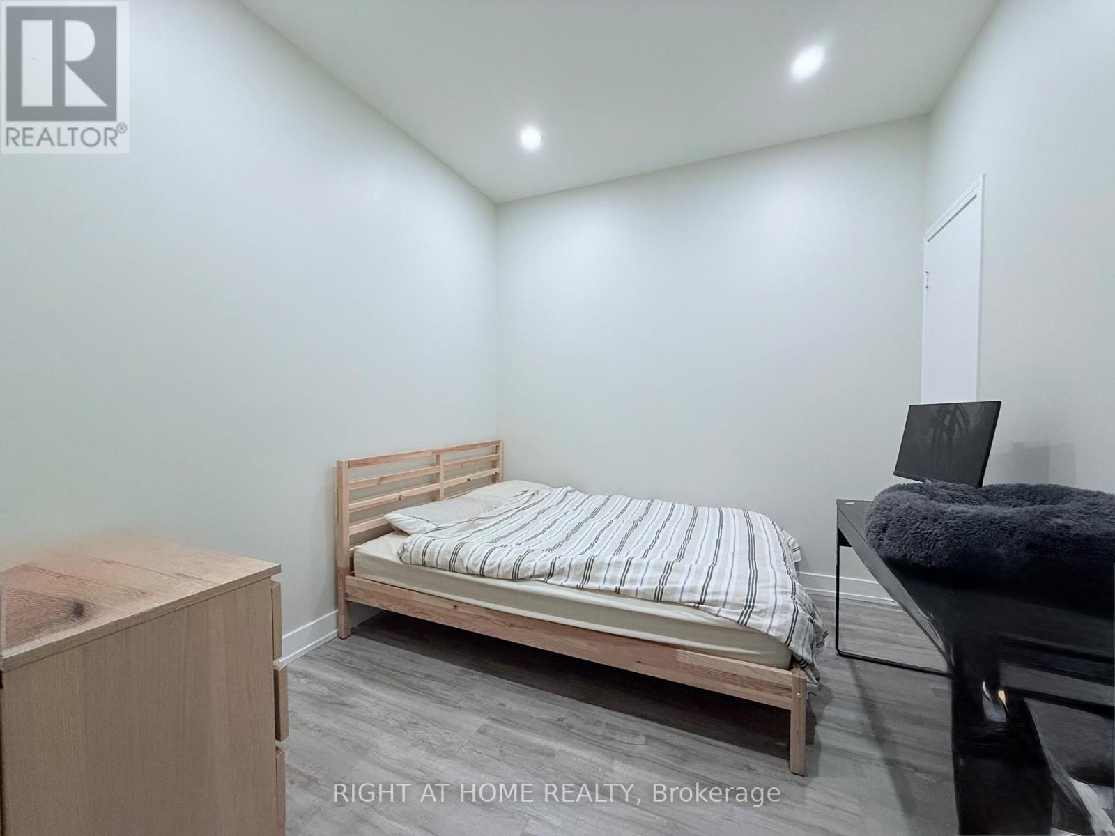 2310 - 7 King Street E, Toronto, Ontario M5C 3C5 - Photo 9 - C12539746