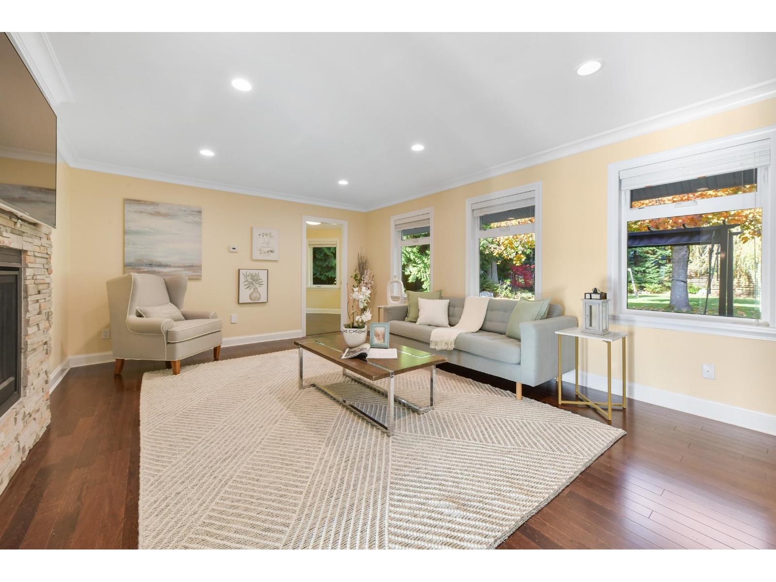 1944 133b Street, Surrey, British Columbia  V4A 7S7 - Photo 11 - R3067008