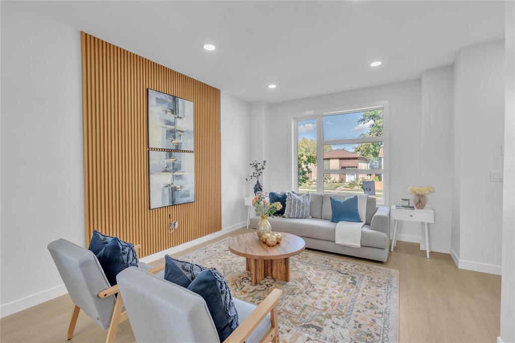 474 Ferry Road, Winnipeg, Manitoba  R3J 1W6 - Photo 4 - 202521093