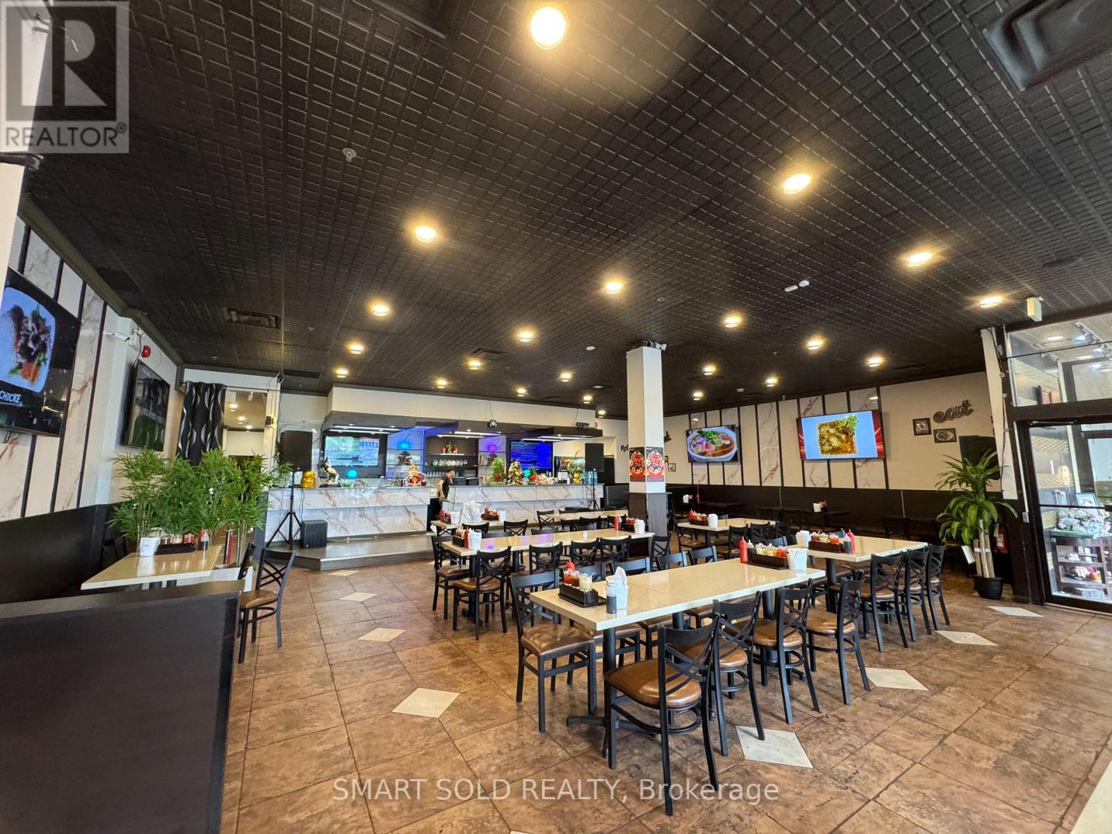 1325 Finch Avenue W, Toronto, Ontario  M3J 2G6 - Photo 7 - W12539736