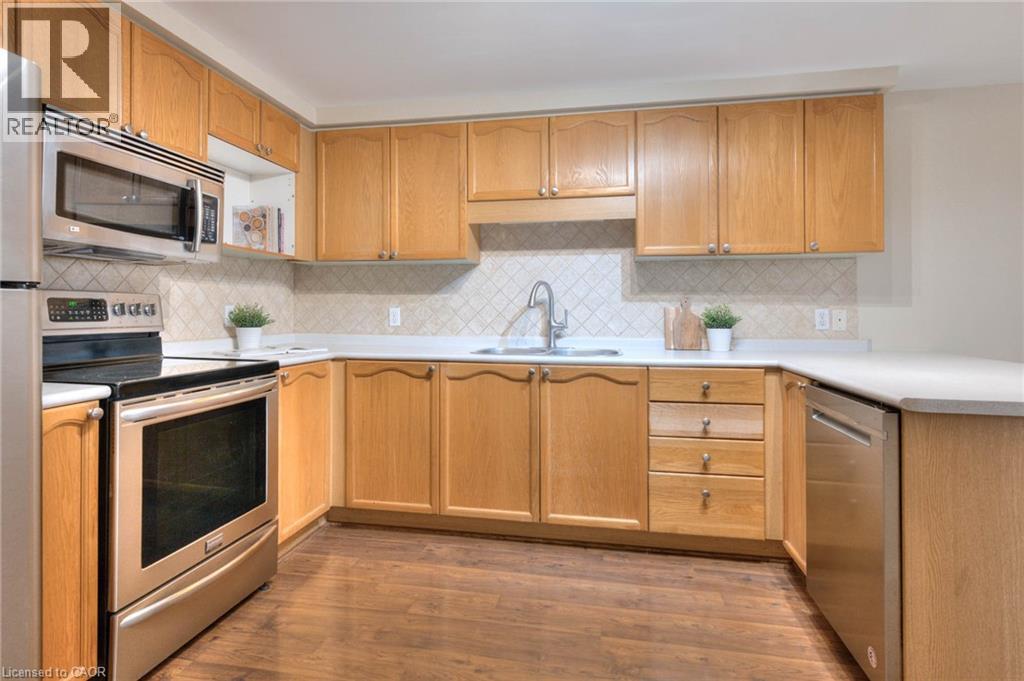 156 Northview Heights Drive, Cambridge, Ontario N1R 7M1 - Photo 8 - 40787667