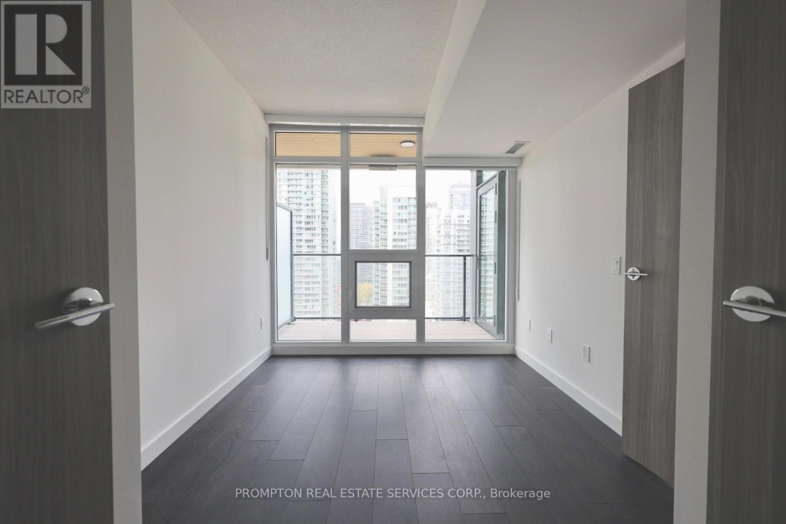 1901 - 1 Concord Cityplace Way, Toronto, Ontario  M5V 0X3 - Photo 16 - C12539748