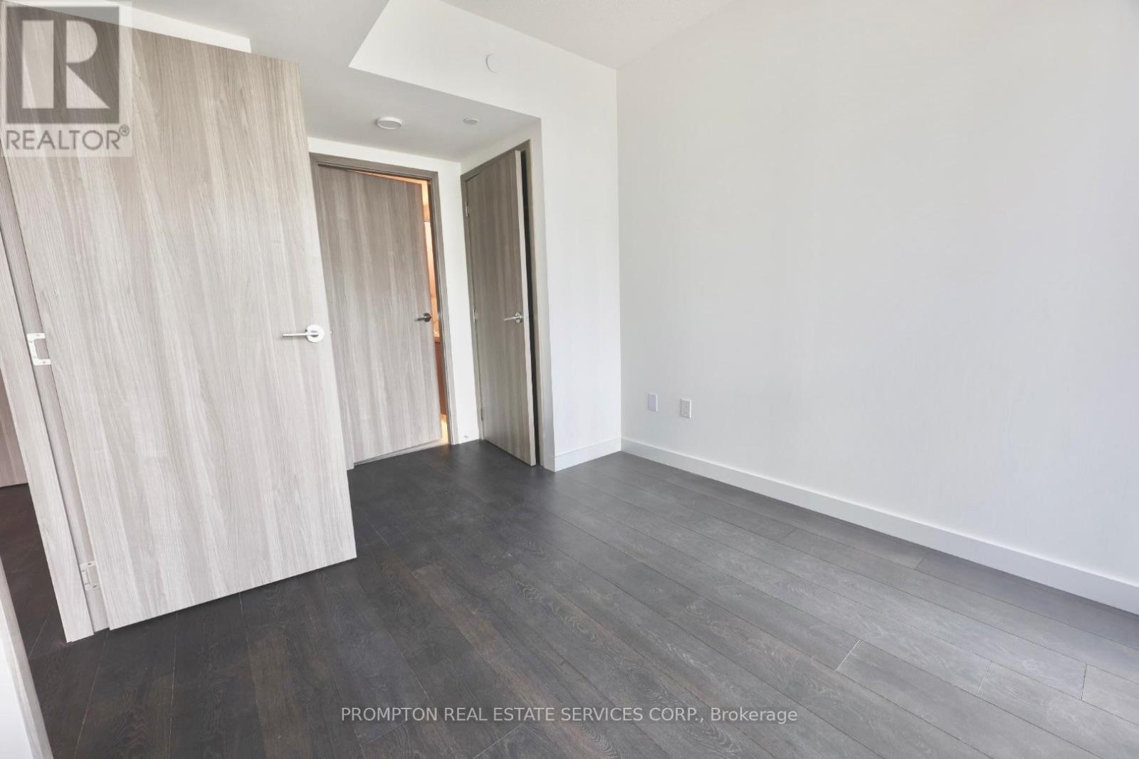 1901 - 1 Concord Cityplace Way, Toronto, Ontario  M5V 0X3 - Photo 9 - C12539748