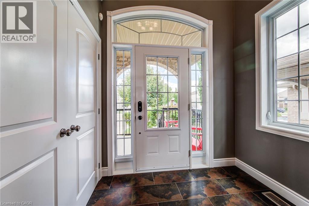 279 Zeller Drive, Kitchener, Ontario  N2A 0B2 - Photo 6 - 40771114