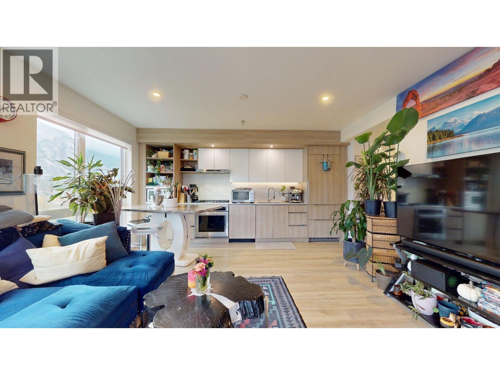 604 38362 Buckley Avenue, Squamish, British Columbia  V8B 0J8 - Photo 4 - R3066756