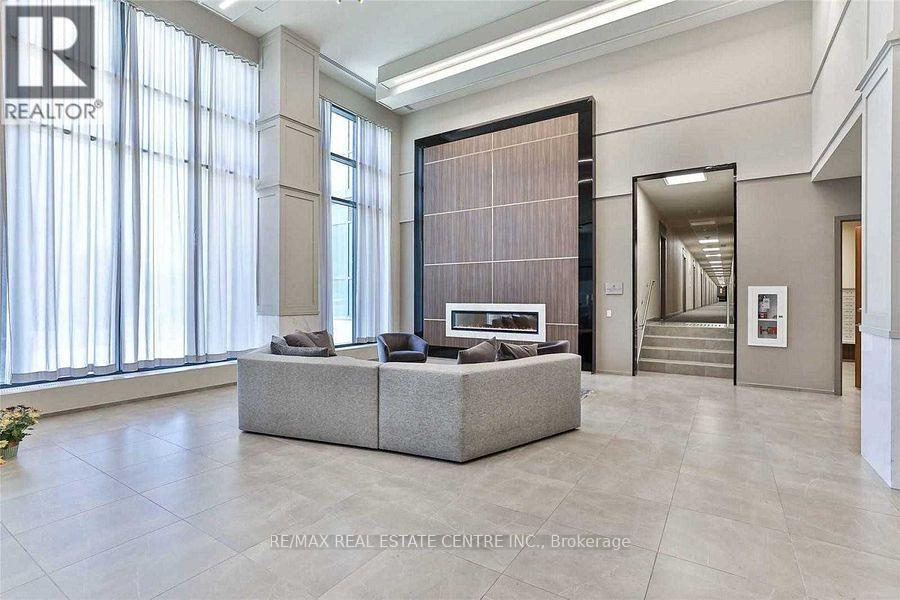 2217 - 4055 Parkside Village Drive, Mississauga, Ontario  L5B 0K8 - Photo 2 - W12539750