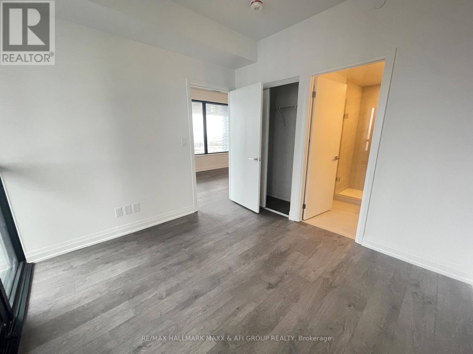 2402 - 4015 The Exchange, Mississauga, Ontario L5B 0N9 - Photo 15 - W12535240