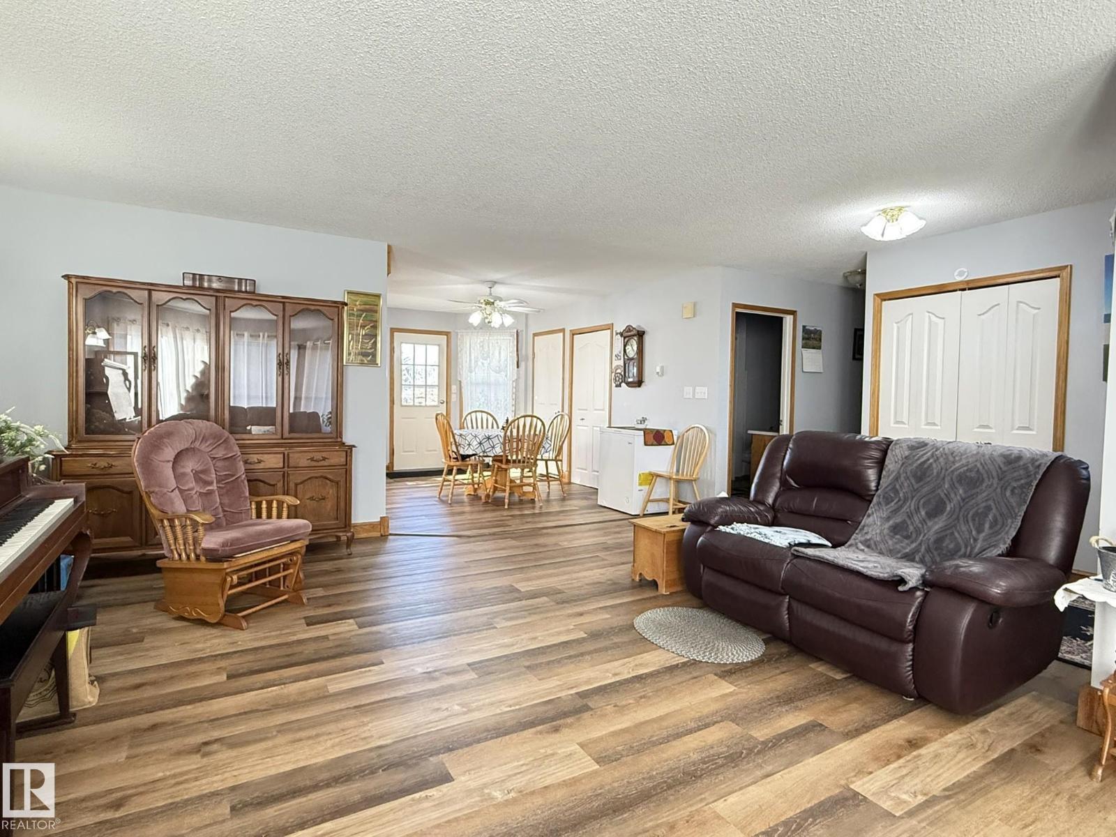 148 Willow Dr, Breton, Alberta  T0C 0P0 - Photo 4 - E4465541