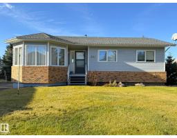 148 Willow DR Breton