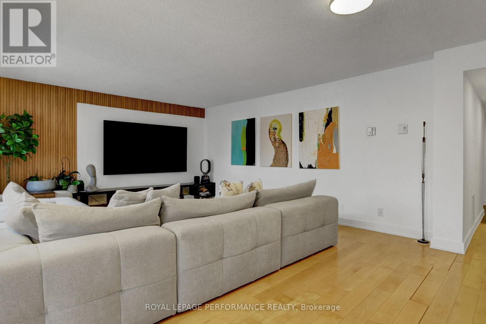 202 - 320 Crichton Street, Ottawa, Ontario K1M 1W5 - Photo 18 - X12539794