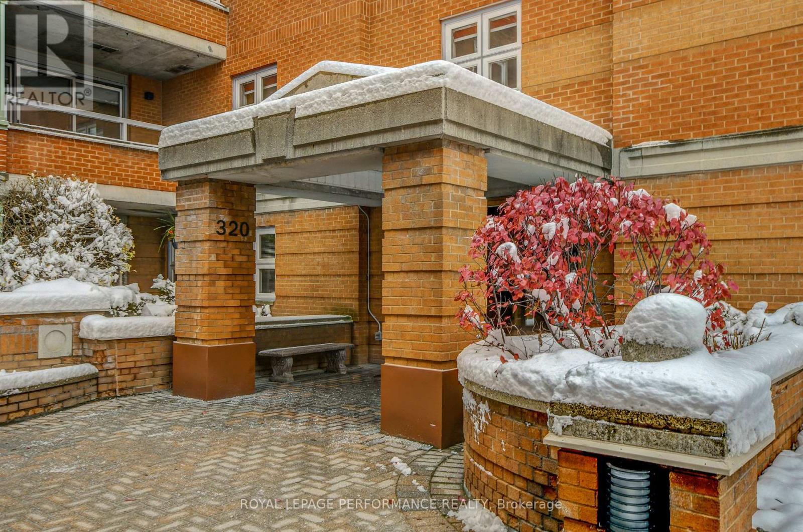 202 - 320 Crichton Street, Ottawa, Ontario K1M 1W5 - Photo 3 - X12539794