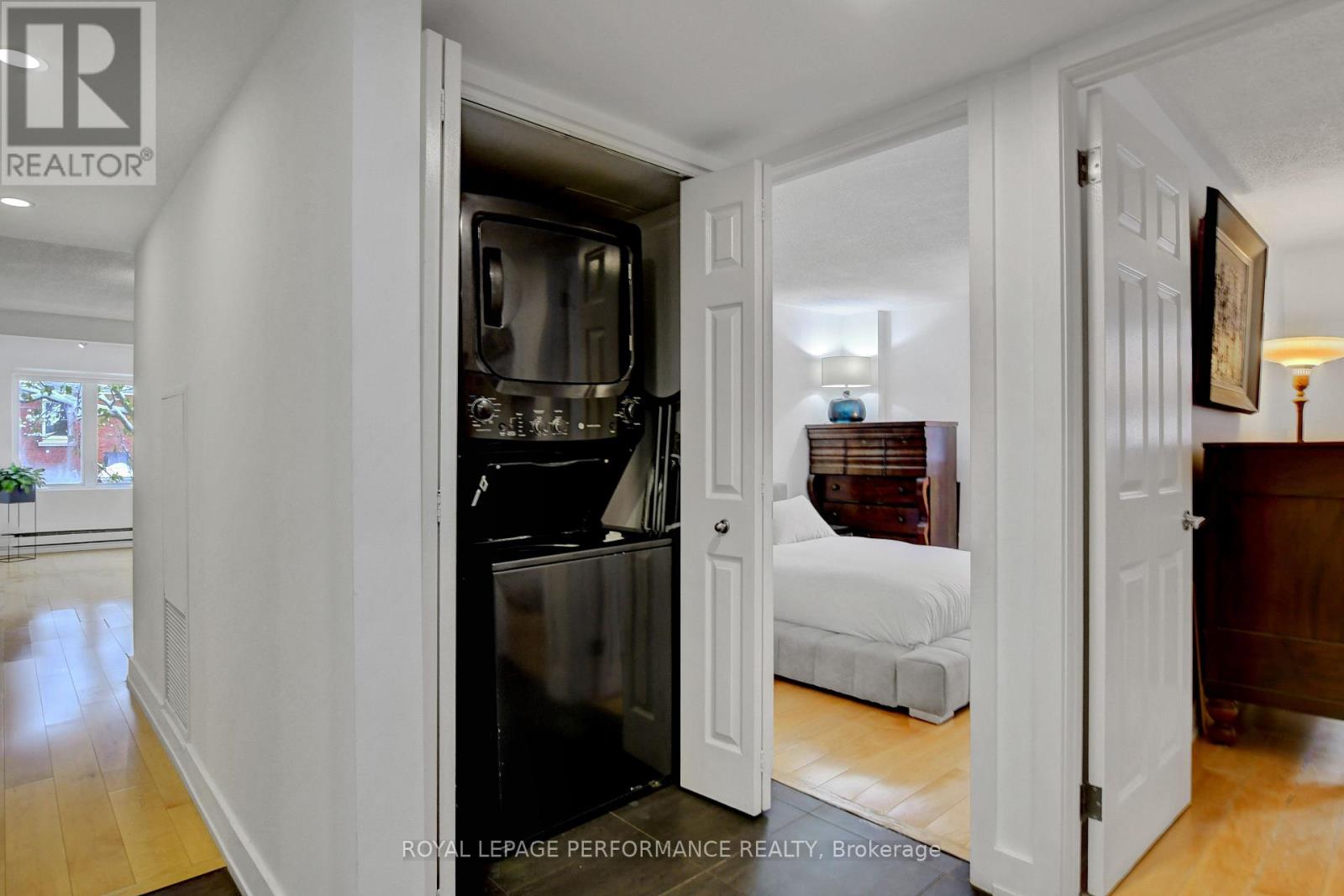 202 - 320 Crichton Street, Ottawa, Ontario K1M 1W5 - Photo 7 - X12539794