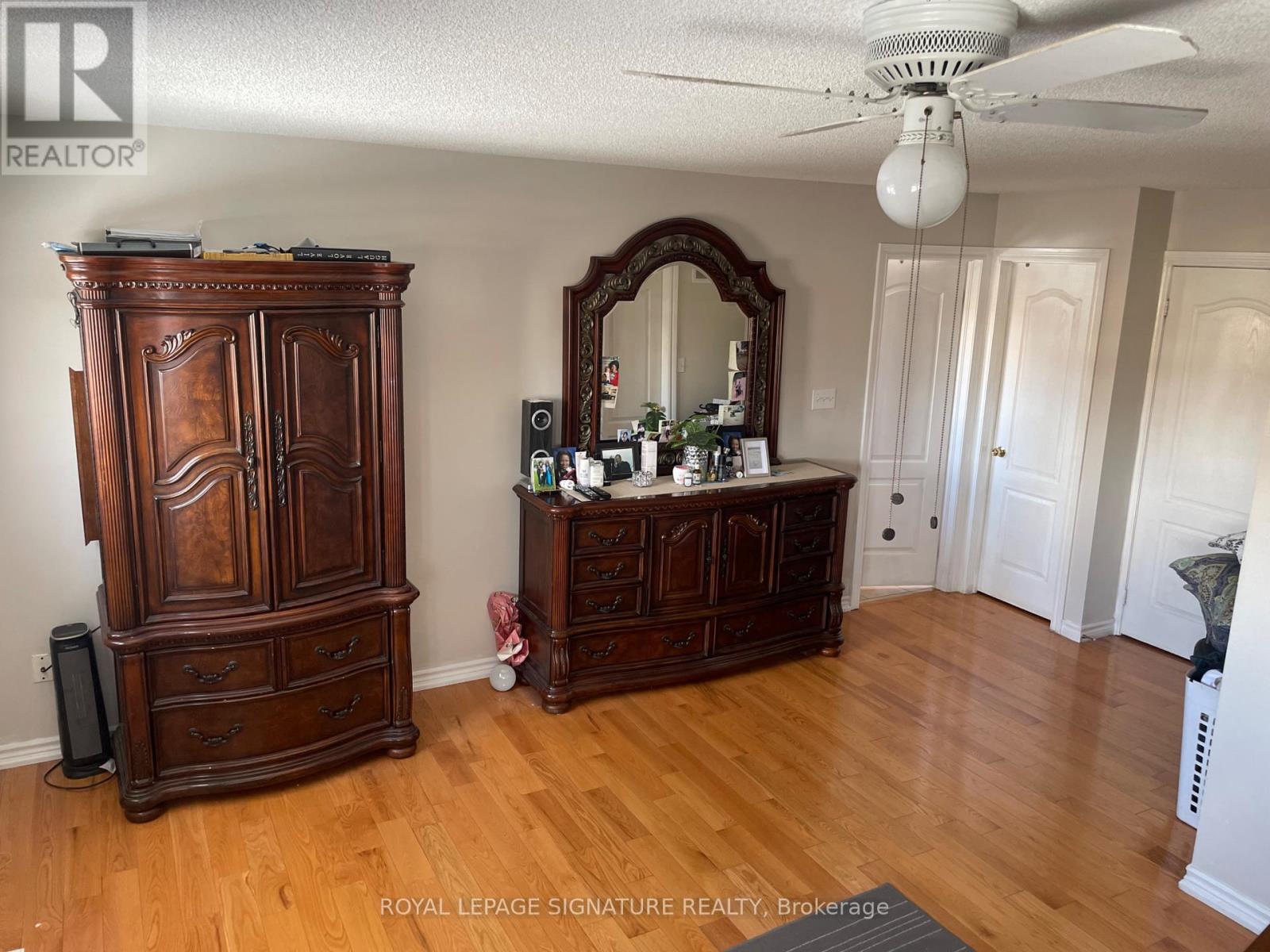 26 Mario Street, Brampton, Ontario  L6P 1N1 - Photo 15 - W12534212