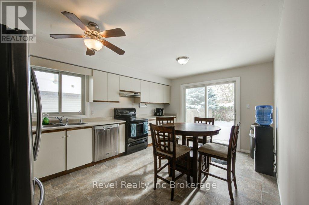 118 Canrobert Street, Woodstock, Ontario N4S 8X5 - Photo 11 - X12539772