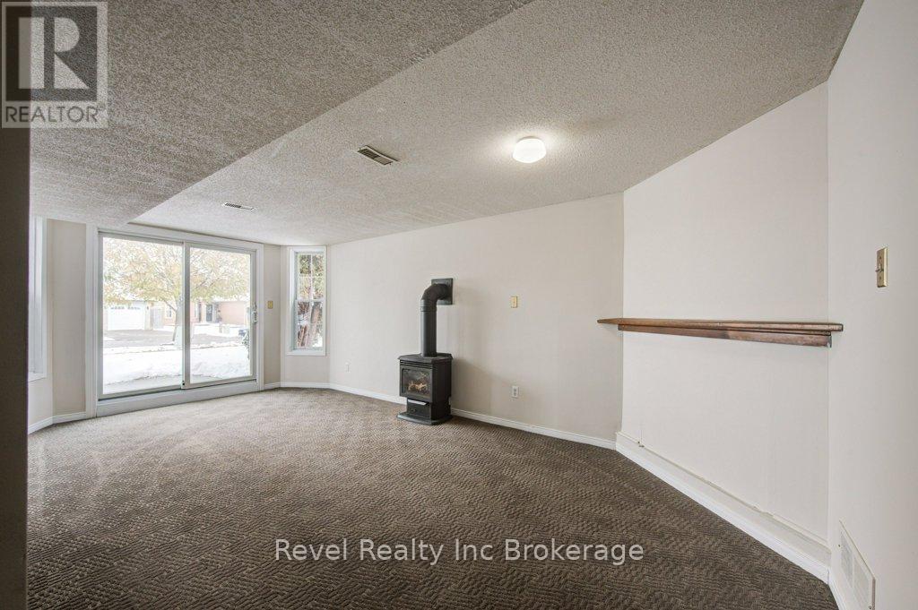 118 Canrobert Street, Woodstock, Ontario N4S 8X5 - Photo 30 - X12539772