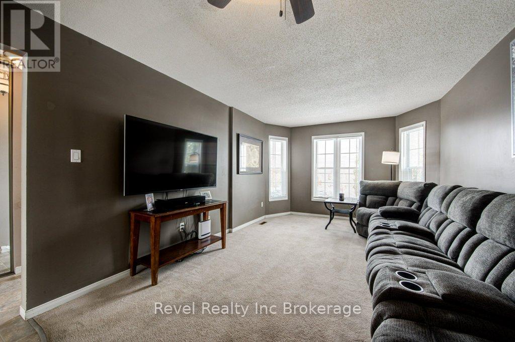 118 Canrobert Street, Woodstock, Ontario N4S 8X5 - Photo 8 - X12539772