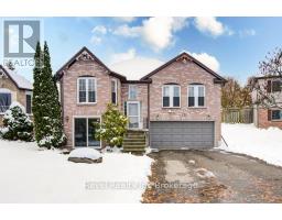 118 CANROBERT STREET, Woodstock, Ontario