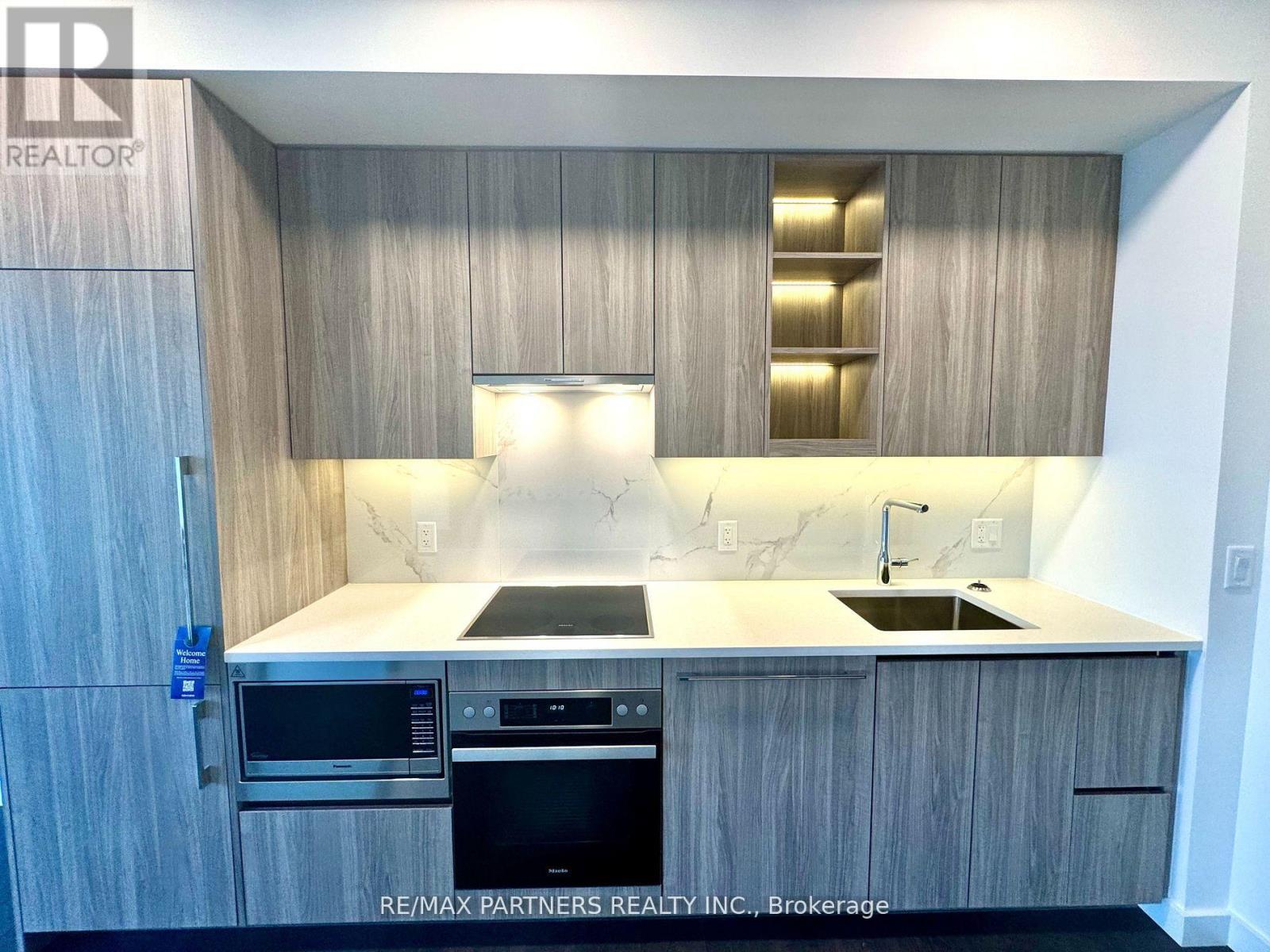 1215 - 27 Mcmahon Drive, Toronto, Ontario  M2K 0J2 - Photo 2 - C12539778