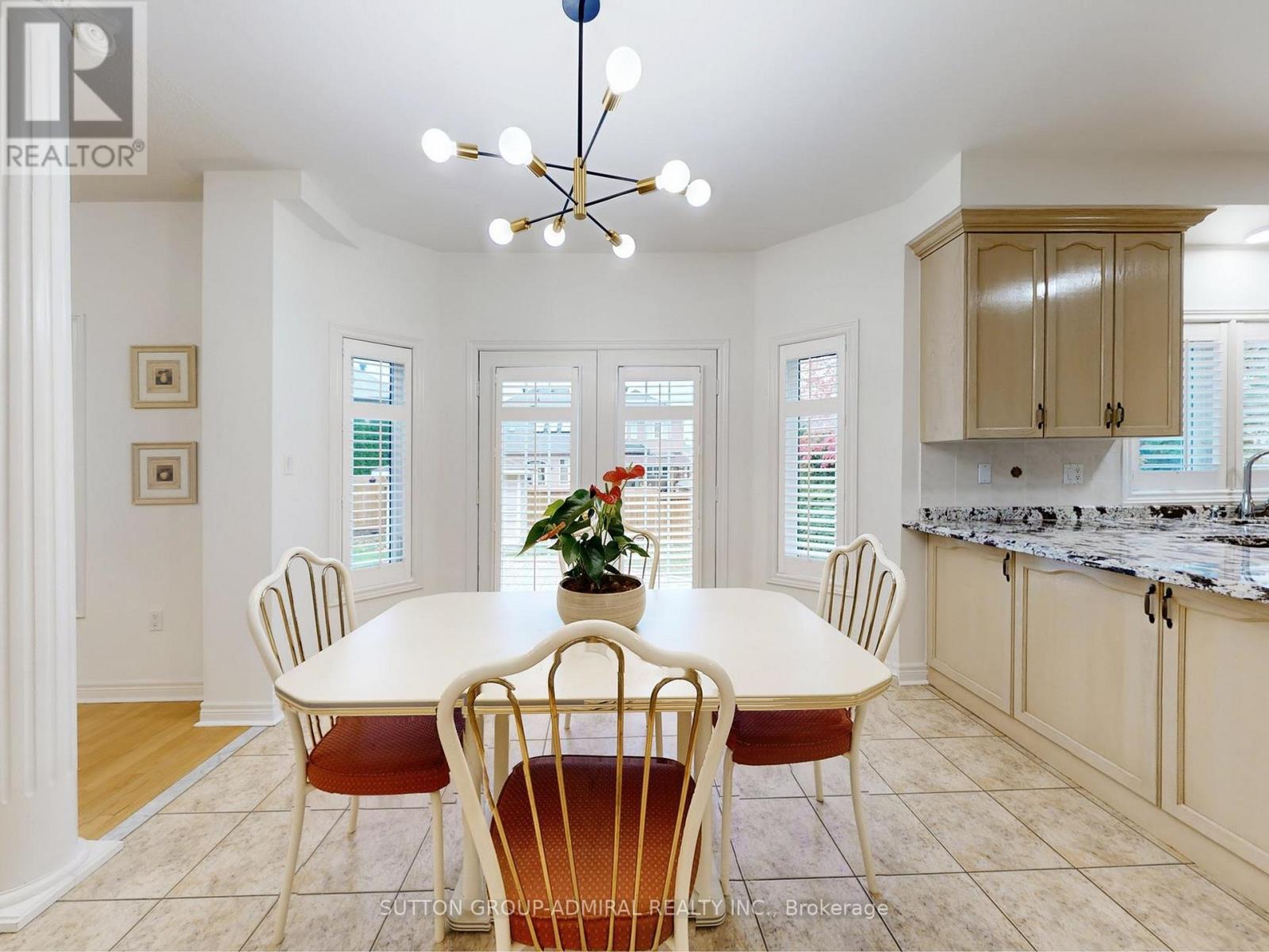 94 Reansbury Crescent, Markham, Ontario  L6C 1X6 - Photo 13 - N12539784