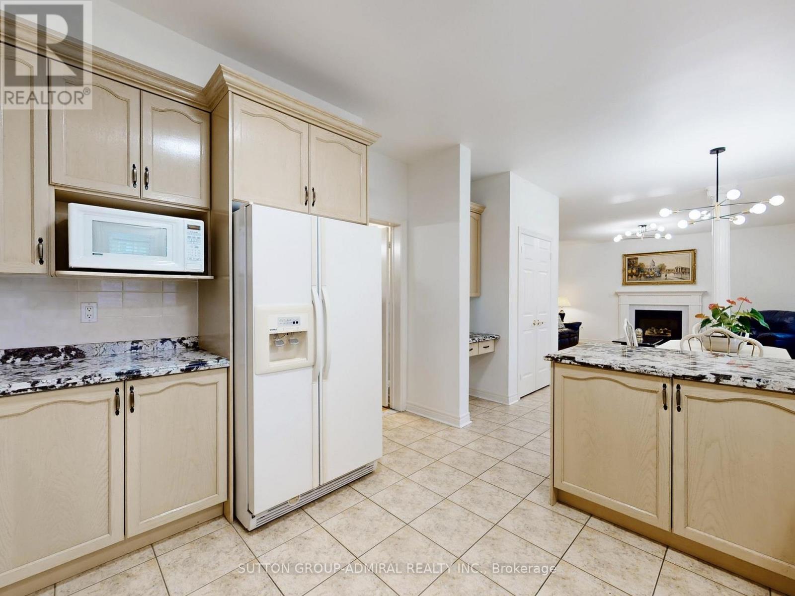 94 Reansbury Crescent, Markham, Ontario  L6C 1X6 - Photo 16 - N12539784