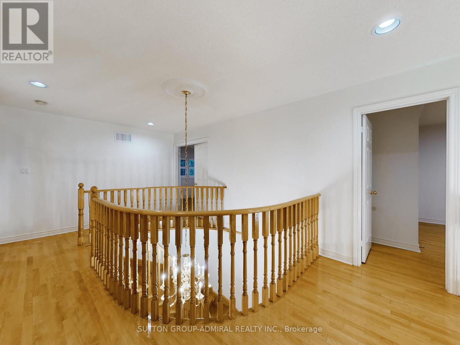 94 Reansbury Crescent, Markham, Ontario  L6C 1X6 - Photo 25 - N12539784