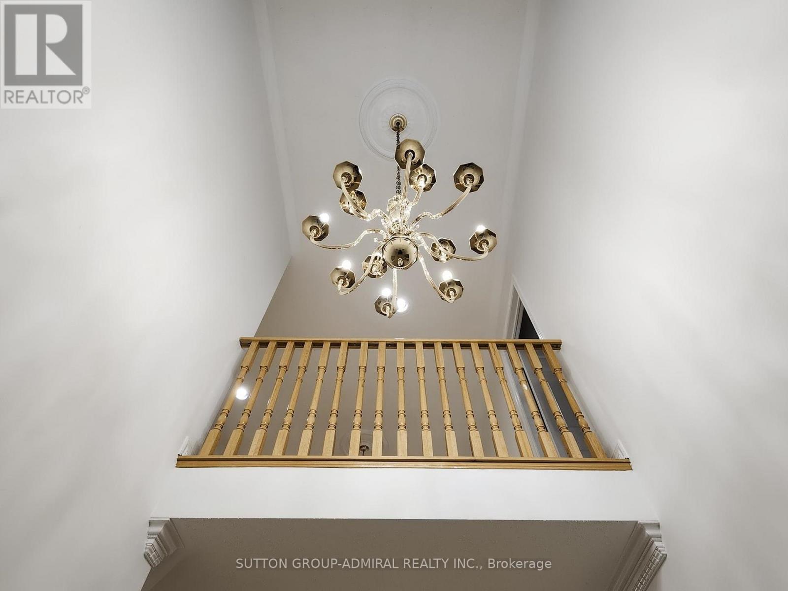 94 Reansbury Crescent, Markham, Ontario  L6C 1X6 - Photo 7 - N12539784