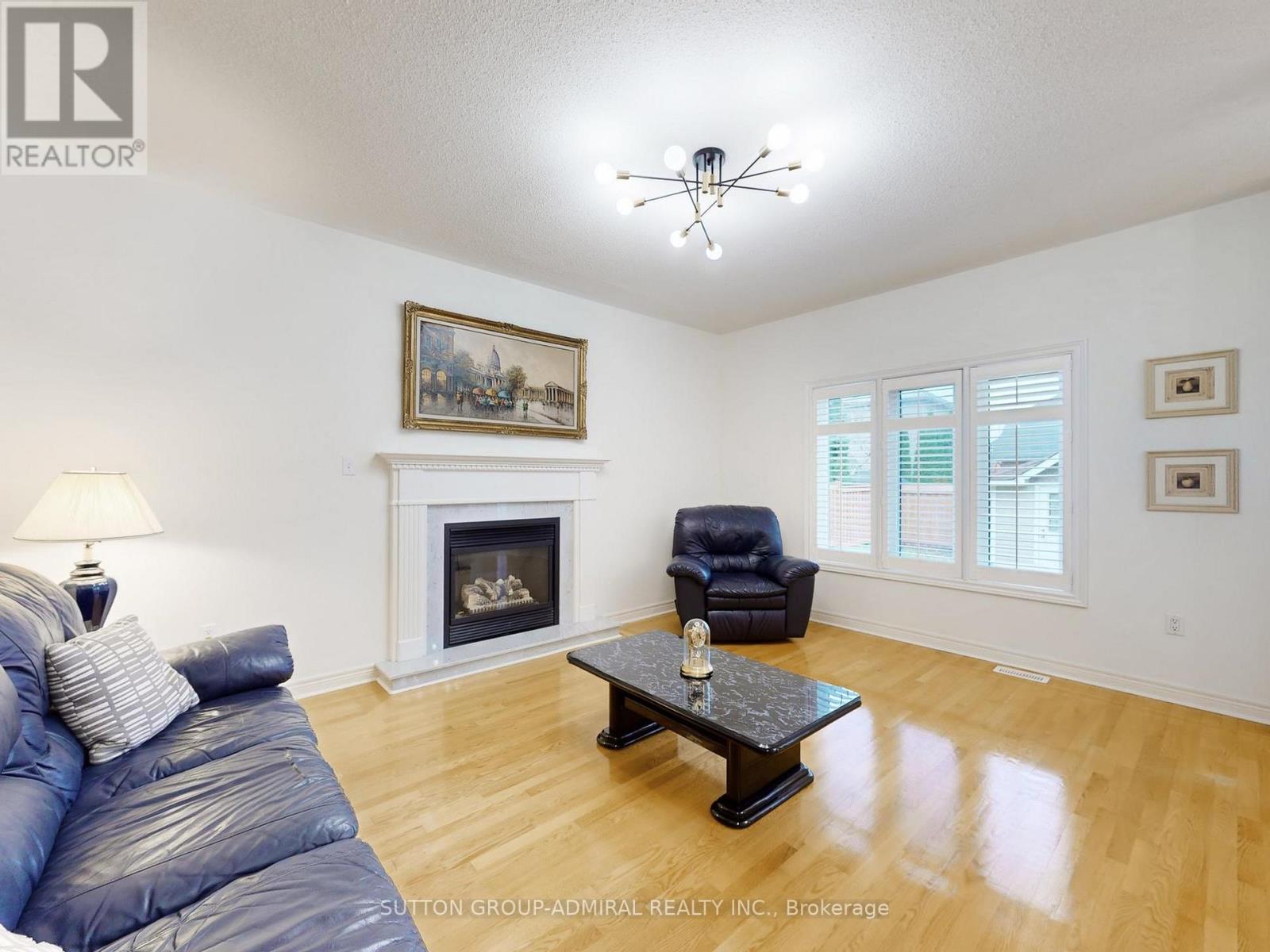 94 Reansbury Crescent, Markham, Ontario  L6C 1X6 - Photo 9 - N12539784