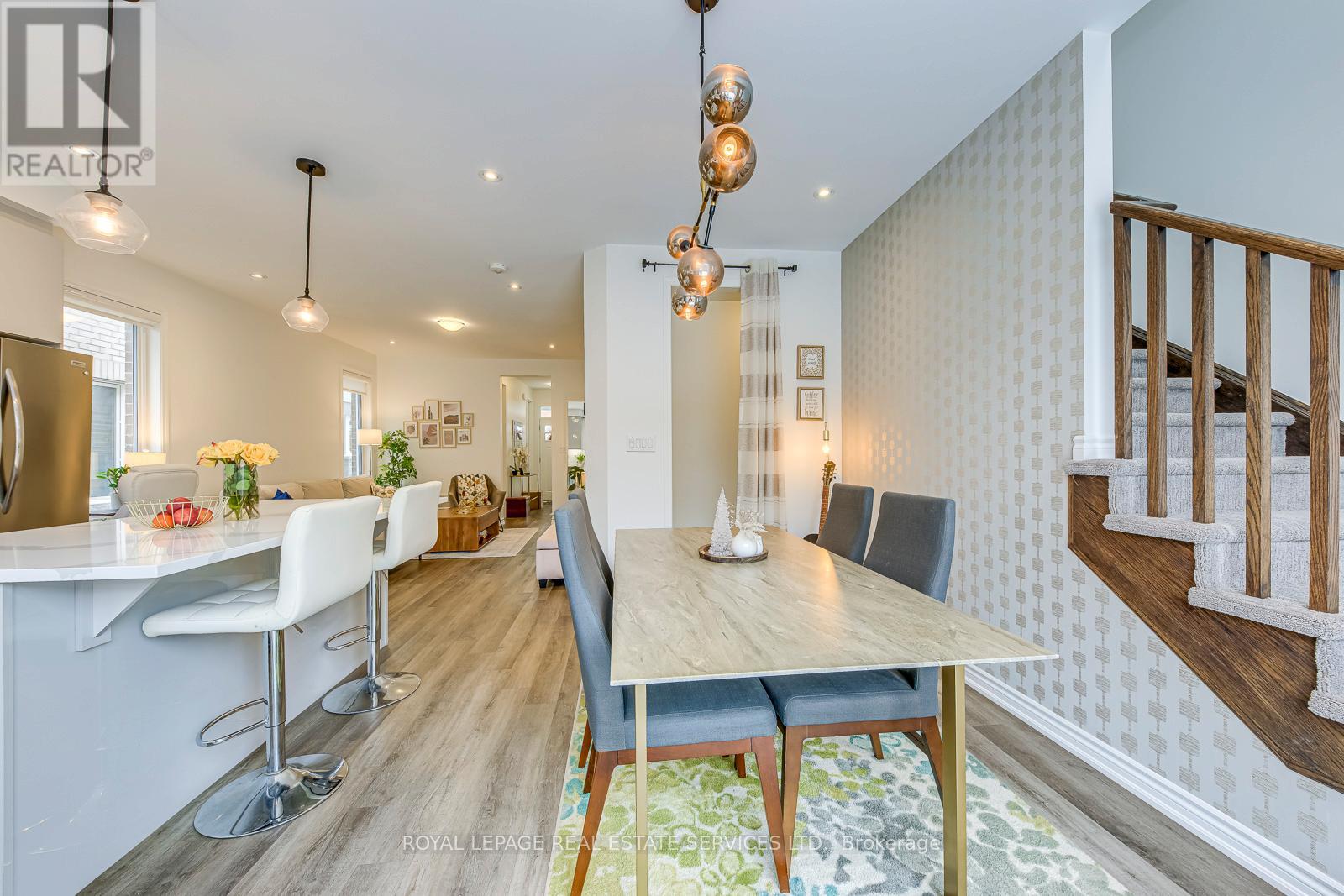 804 Aspen Terrace, Milton, Ontario L9E 1S3 - Photo 14 - W12539788