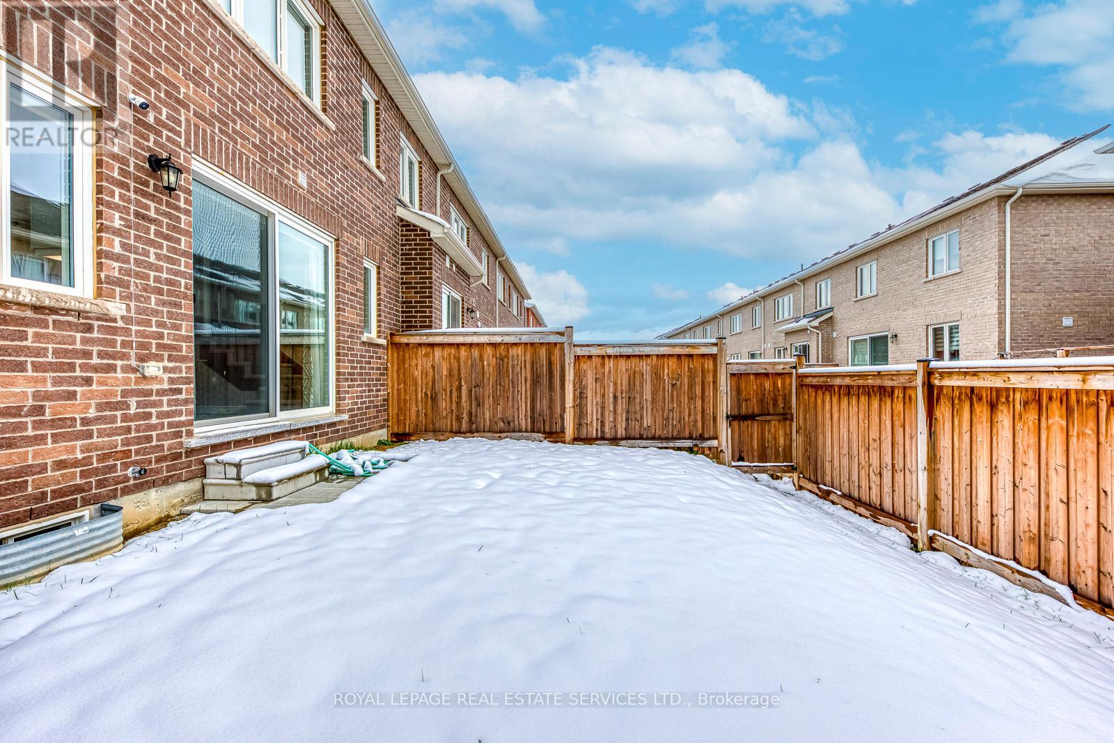 804 Aspen Terrace, Milton, Ontario L9E 1S3 - Photo 28 - W12539788