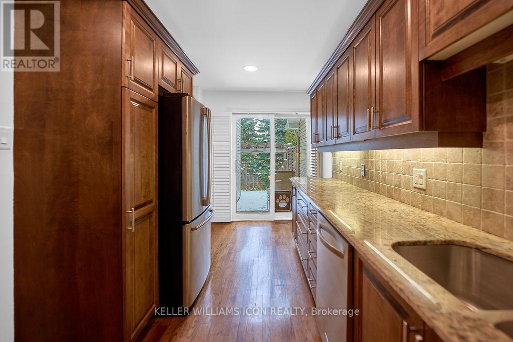 6 Cambray Lane, Ottawa, Ontario  K2K 3C2 - Photo 15 - X12539814