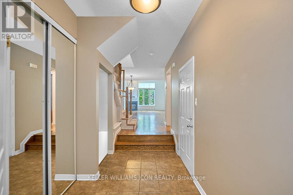 6 Cambray Lane, Ottawa, Ontario  K2K 3C2 - Photo 6 - X12539814